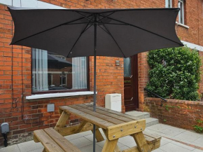 Stylish 2 Bed Room Terrace House